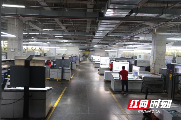 雅高印务印刷车间.jpg